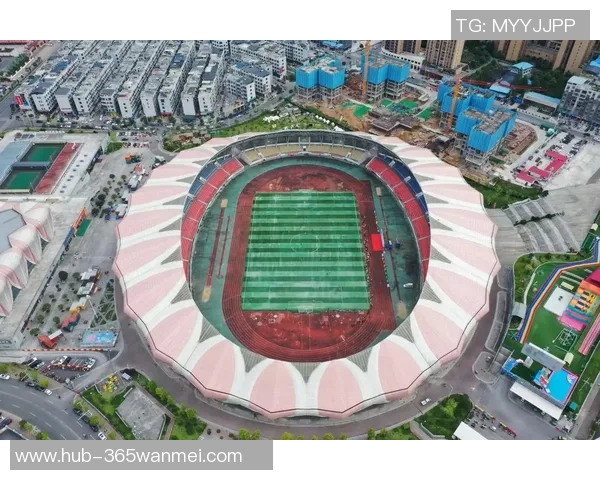 苏州园区足球场全新改造计划揭幕助力青少年足球发展与社区体育活动提升